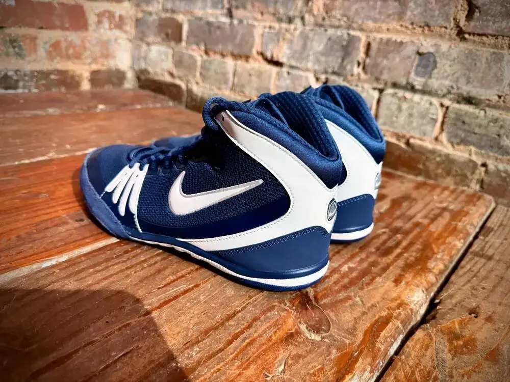 Nike Freek Navy White Wrestling Shoes Size 10 316403-411